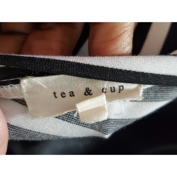 Tea & Cup Black White Striped Long Sleeve Back Zip Knee Length Dress Size Small - Picture 7 of 10